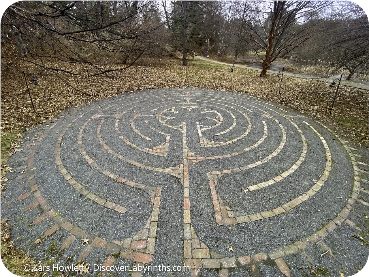 Discover Labyrinths
